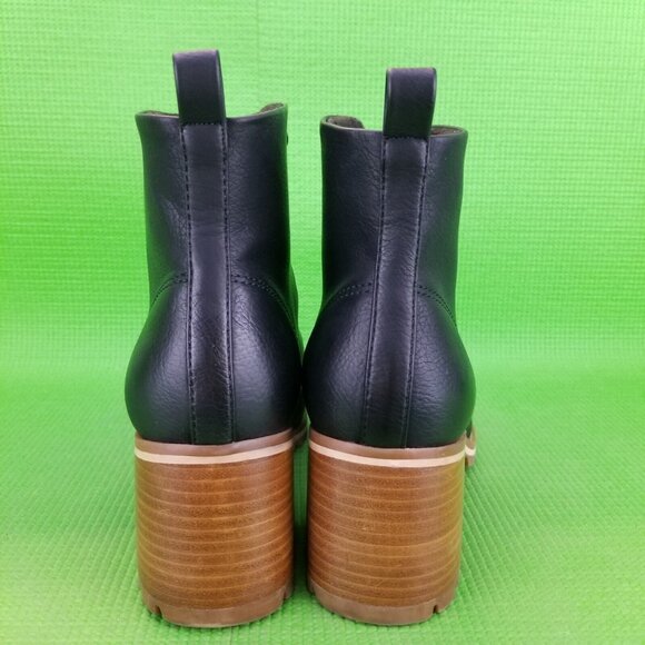 ✅Korks Women's Black Faux Leather Block Heel Lace Up Ankle Boots Womens 9M Biker - Picture 8 of 11